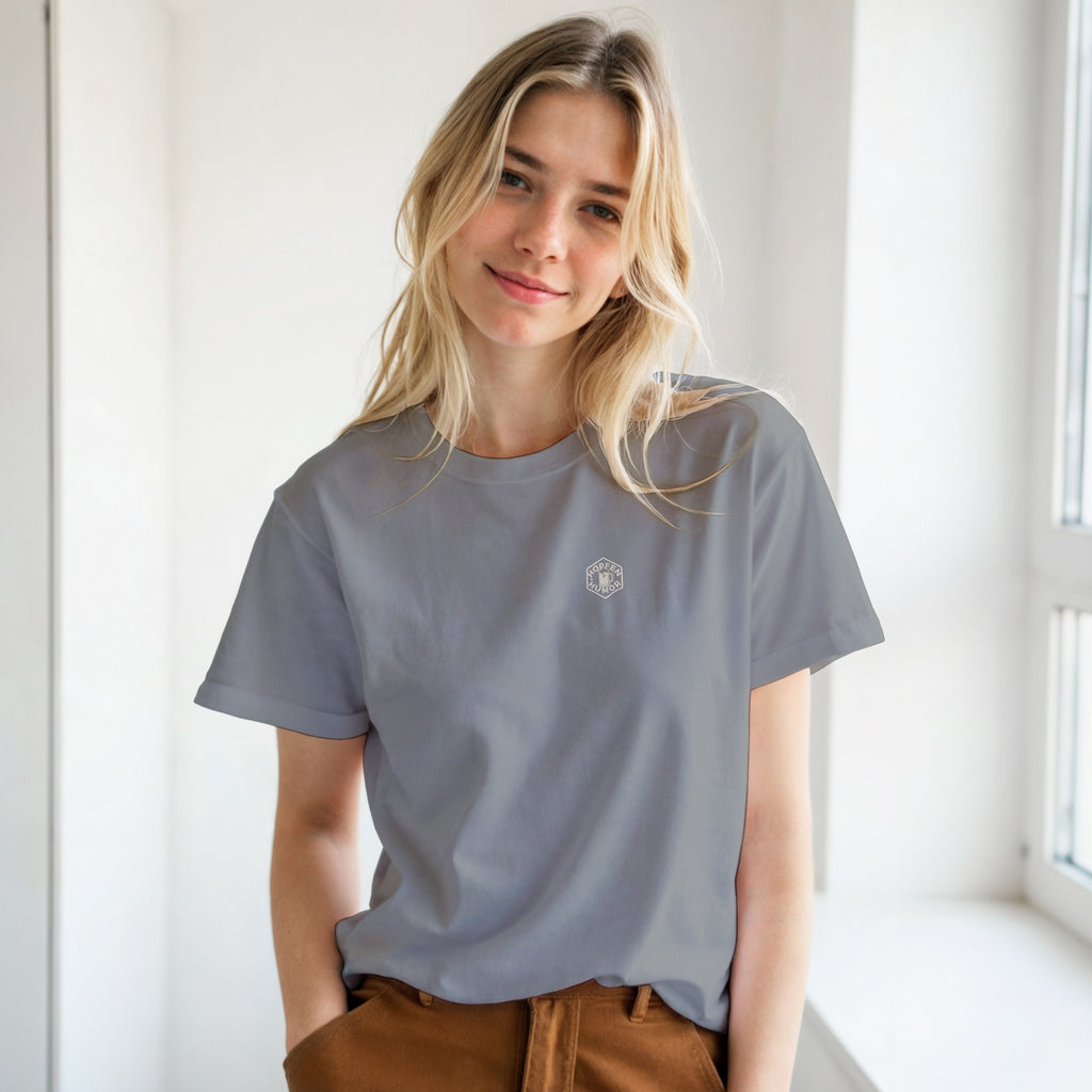 Nicht müde T-Shirt Rs Sport Grey – getragen (Model, weiblich)